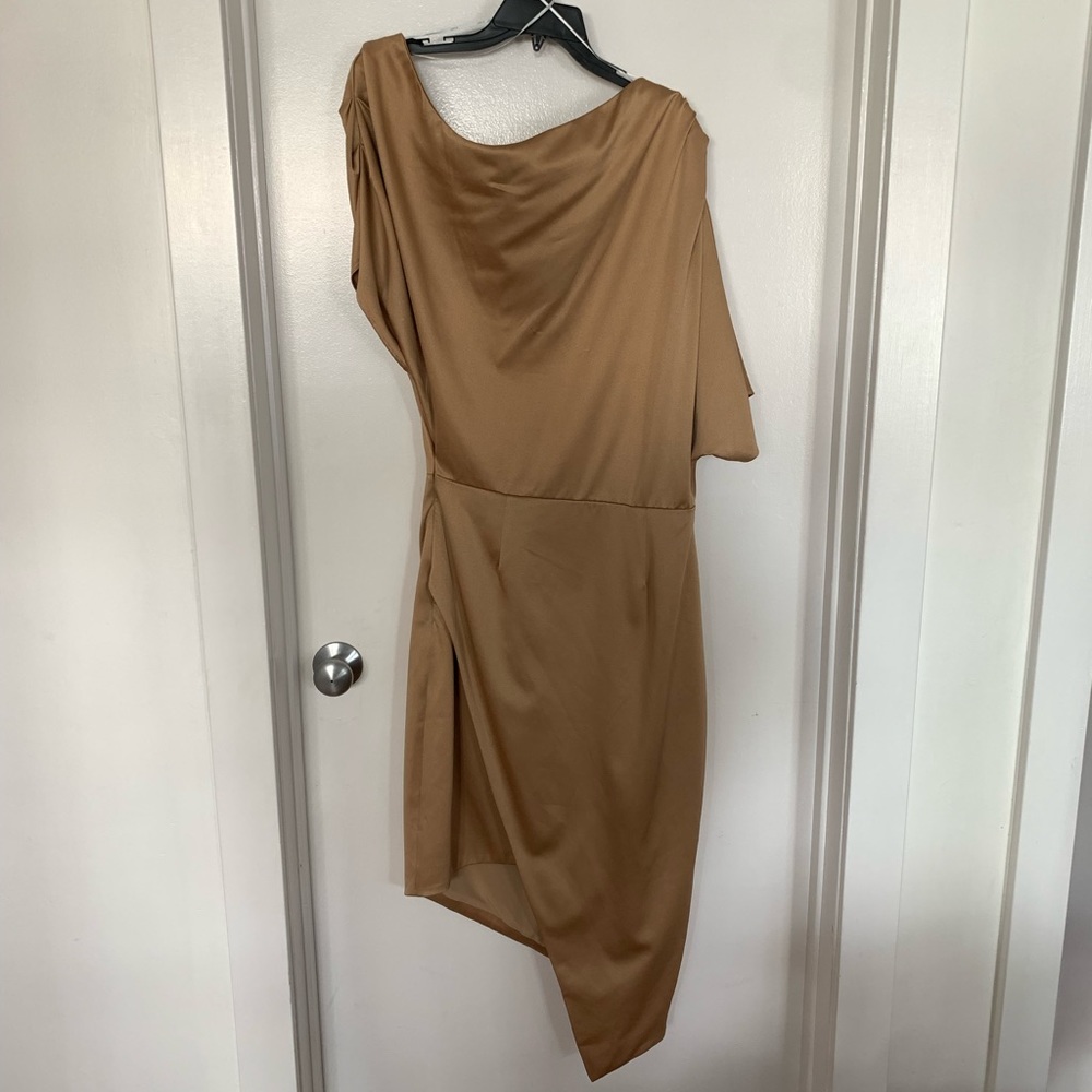 ELLIATT gold dress